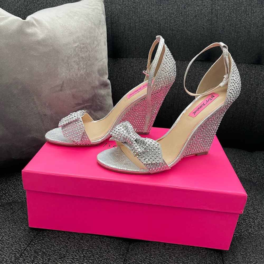 Betsey Johnson Delancyy Wedge Heel